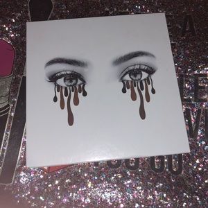 Kylie Cosmetics Bronze Palette